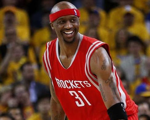 边锋提前守 边锋提前守